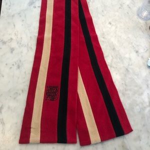 Burberry lambs wool scarf